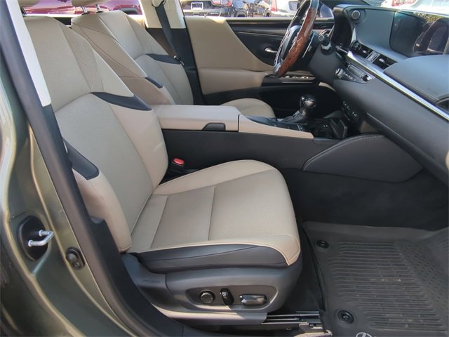Used 2021 Lexus ES 350 w/ Premium Package image 19