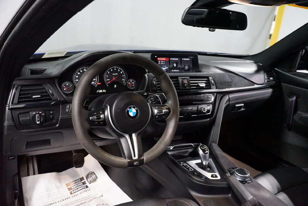 Used 2020 BMW M4 CS w/ Executive Package RWD image 12