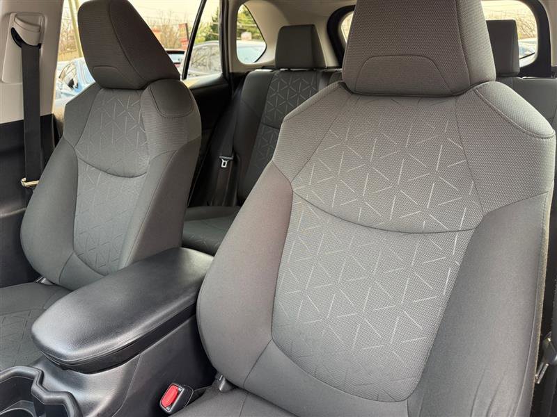 Used 2023 Toyota RAV4 XLE image 11