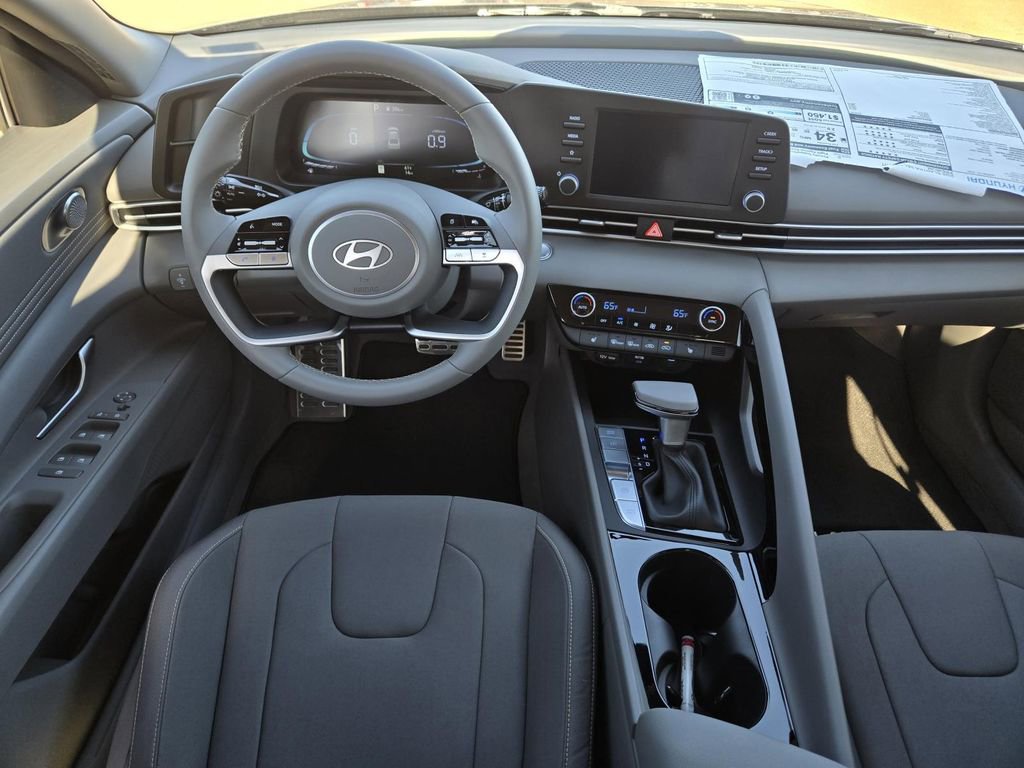 Used 2026 Hyundai Elantra Sport image 19