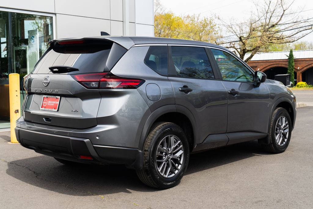 Certified 2025 Nissan Rogue S image 6