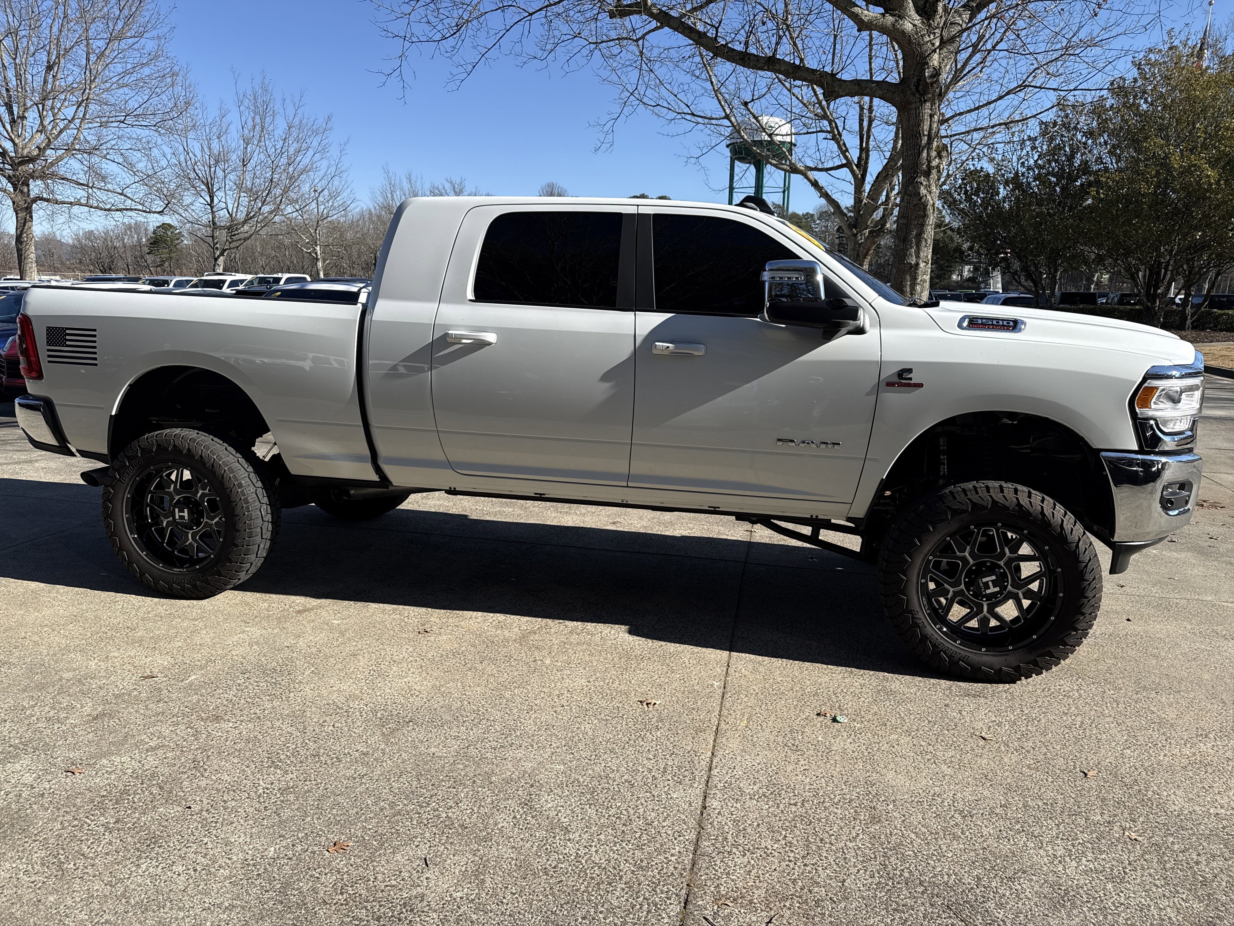 Used 2024 RAM 3500 Laramie w/ Towing Technology Group image 8