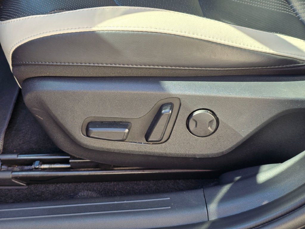 Certified 2023 Kia EV6 GT-Line AWD/4WD image 14