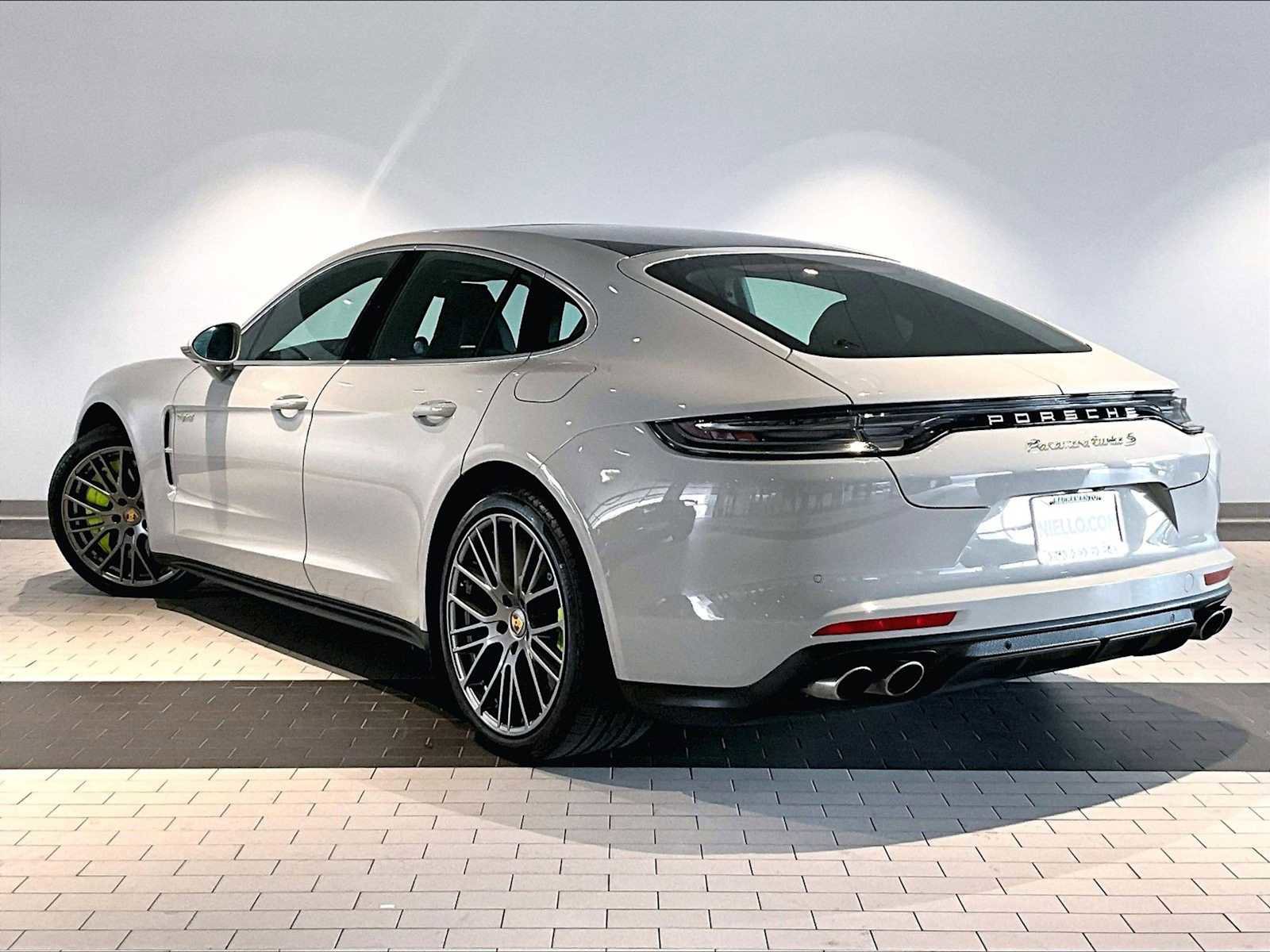 Used 2023 Porsche Panamera Turbo S image 3