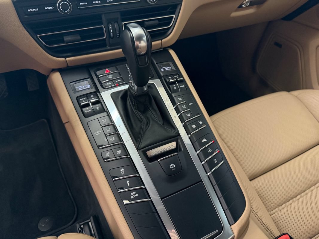 Used 2019 Porsche Macan S AWD/4WD image 32