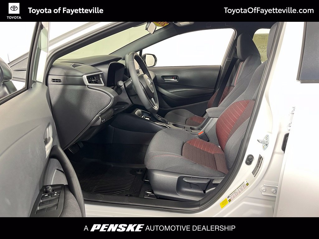 Used 2026 Toyota Corolla SE FWD image 24