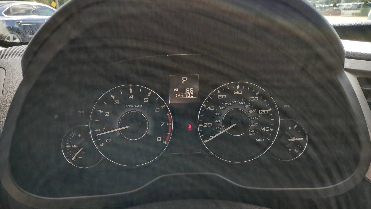 Used 2010 Subaru Outback 2.5i Premium w/ Popular Equipment Group 1B image 19