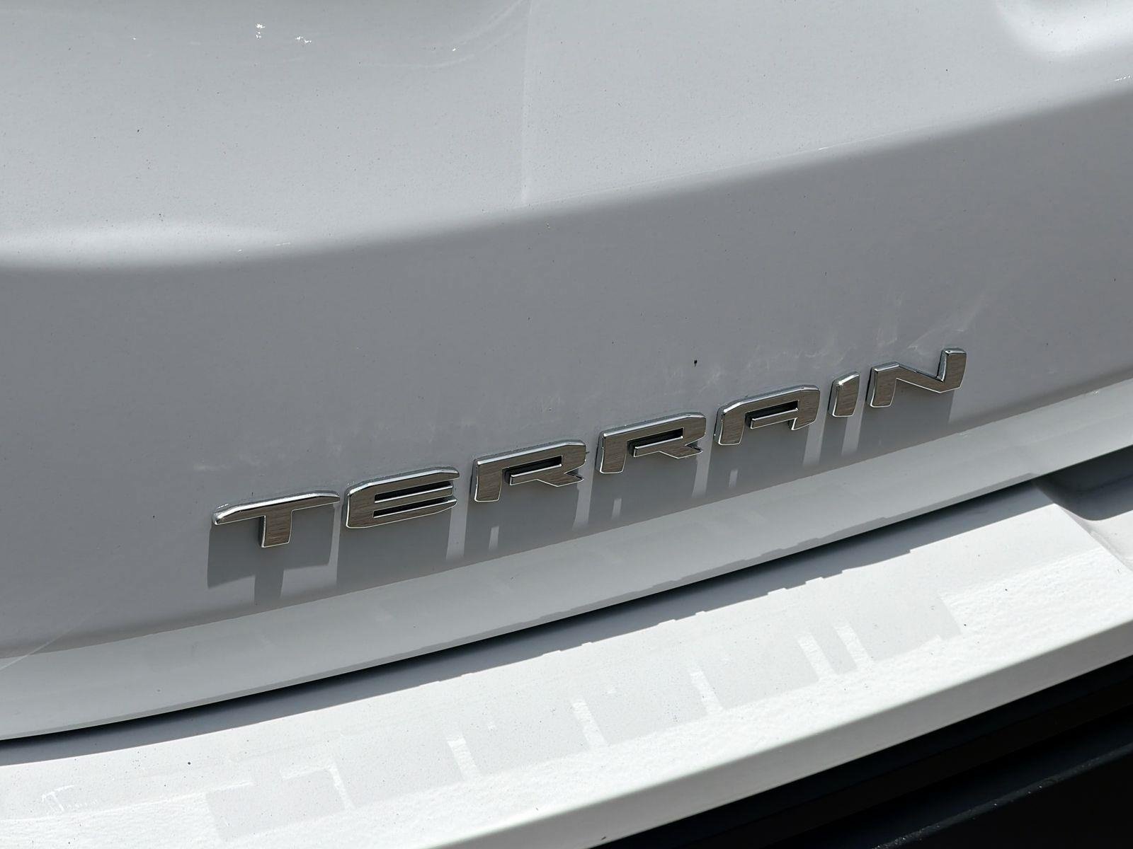 Used 2022 GMC Terrain SLE w/ Driver Convenience Package FWD image 26