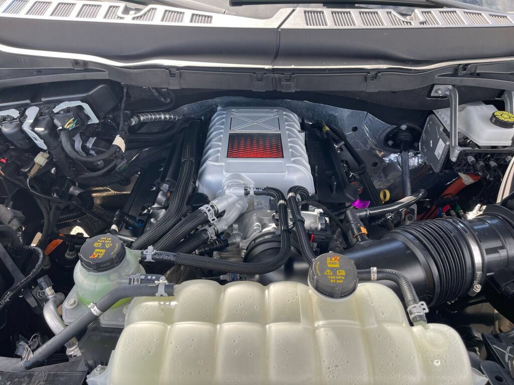 Used 2025 Ford F150 Raptor w/ Equipment Group 803A Raptor R AWD/4WD image 36