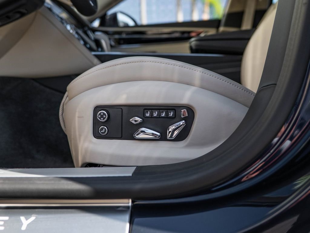New 2026 Bentley Flying Spur Plug-In Hybrid AWD/4WD image 28