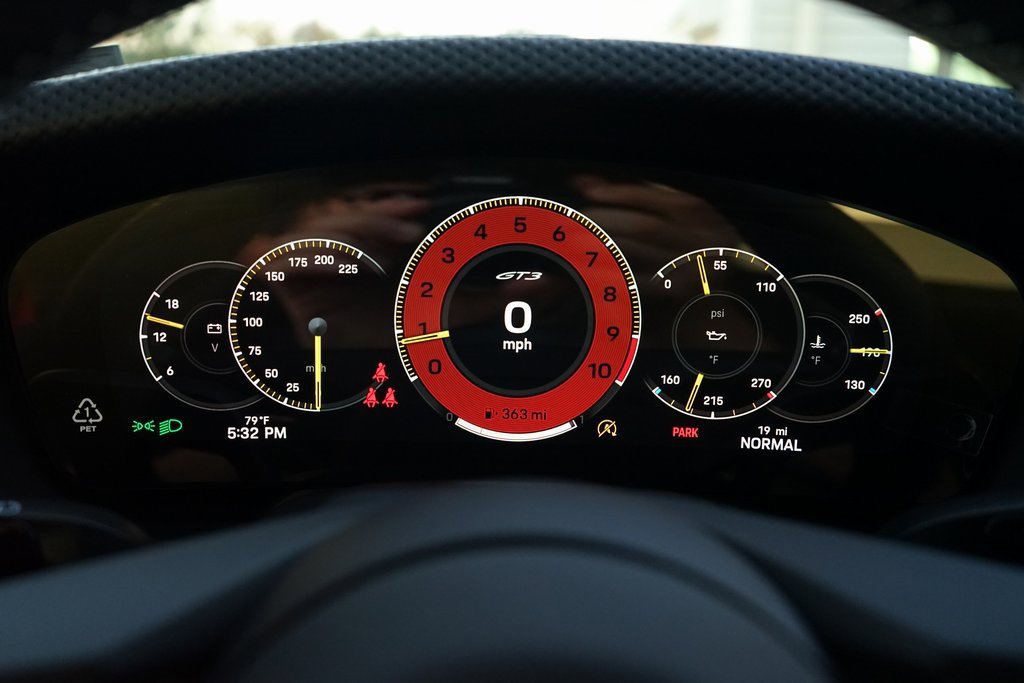 Used 2026 Porsche 911 GT3 image 7