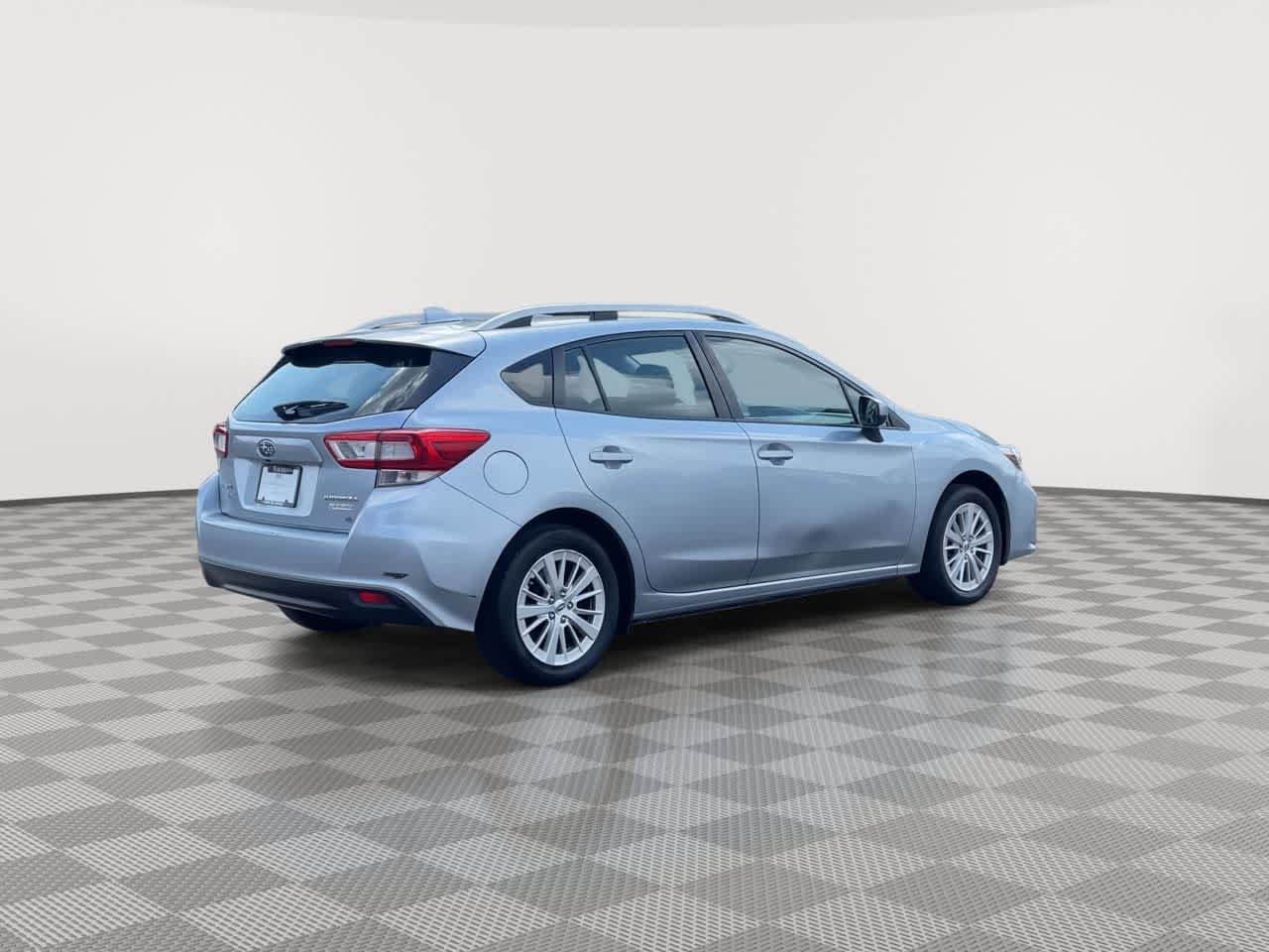 Used 2017 Subaru Impreza 2.0i Premium AWD/4WD image 8