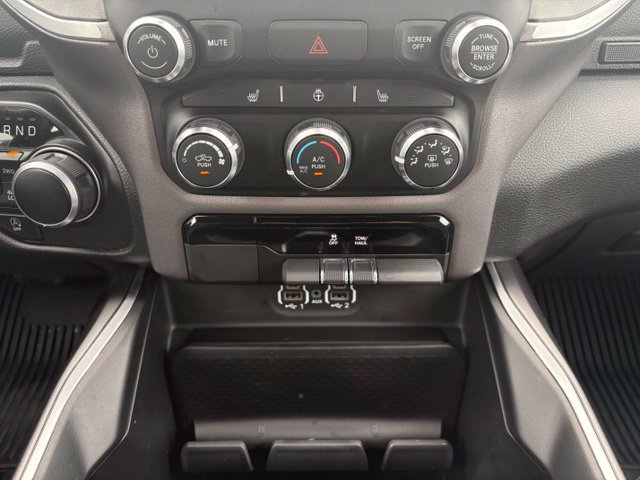 Used 2023 RAM 1500 Big Horn AWD/4WD image 30