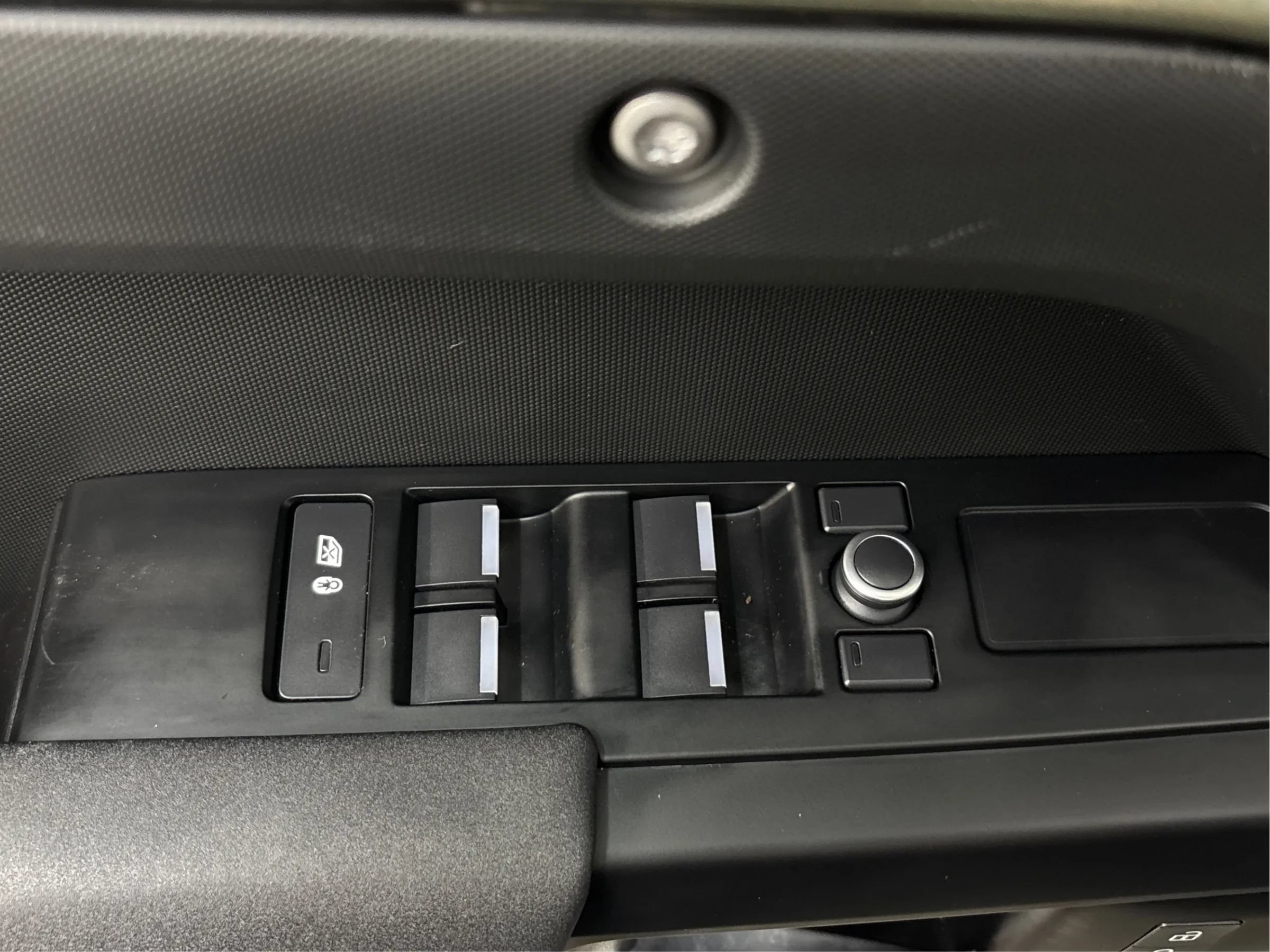 Used 2020 Land Rover Defender 110 AWD/4WD image 41