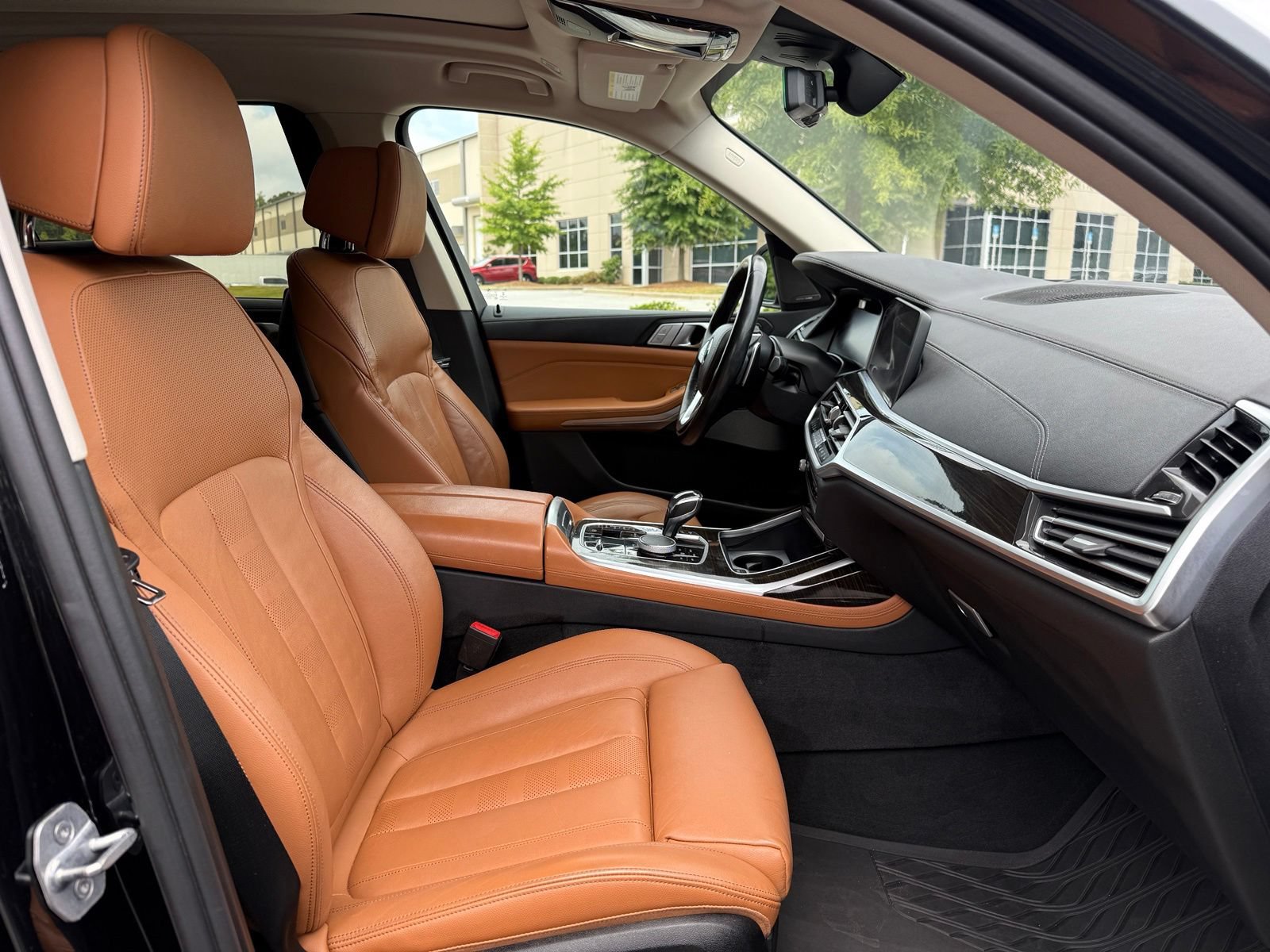 Used 2019 BMW X7 xDrive50i w/ Premium Package AWD/4WD image 35