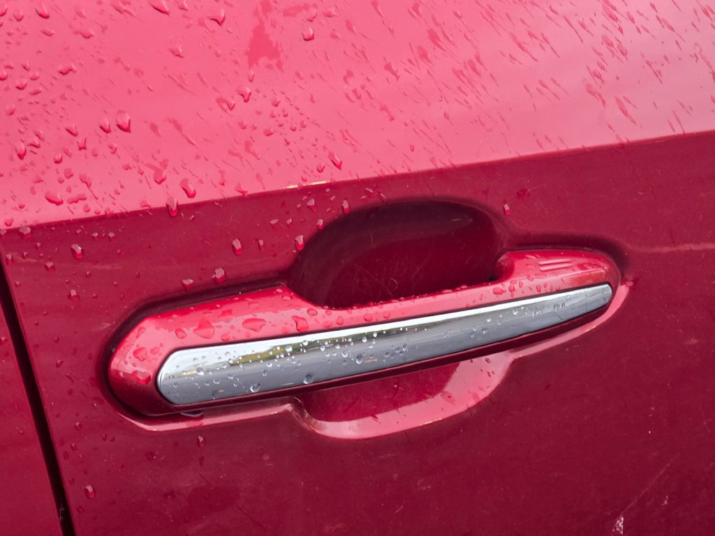 Used 2020 Toyota RAV4 Limited AWD/4WD image 20