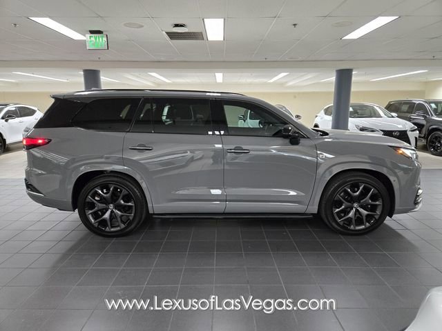 New 2026 Lexus TX 500h AWD image 3