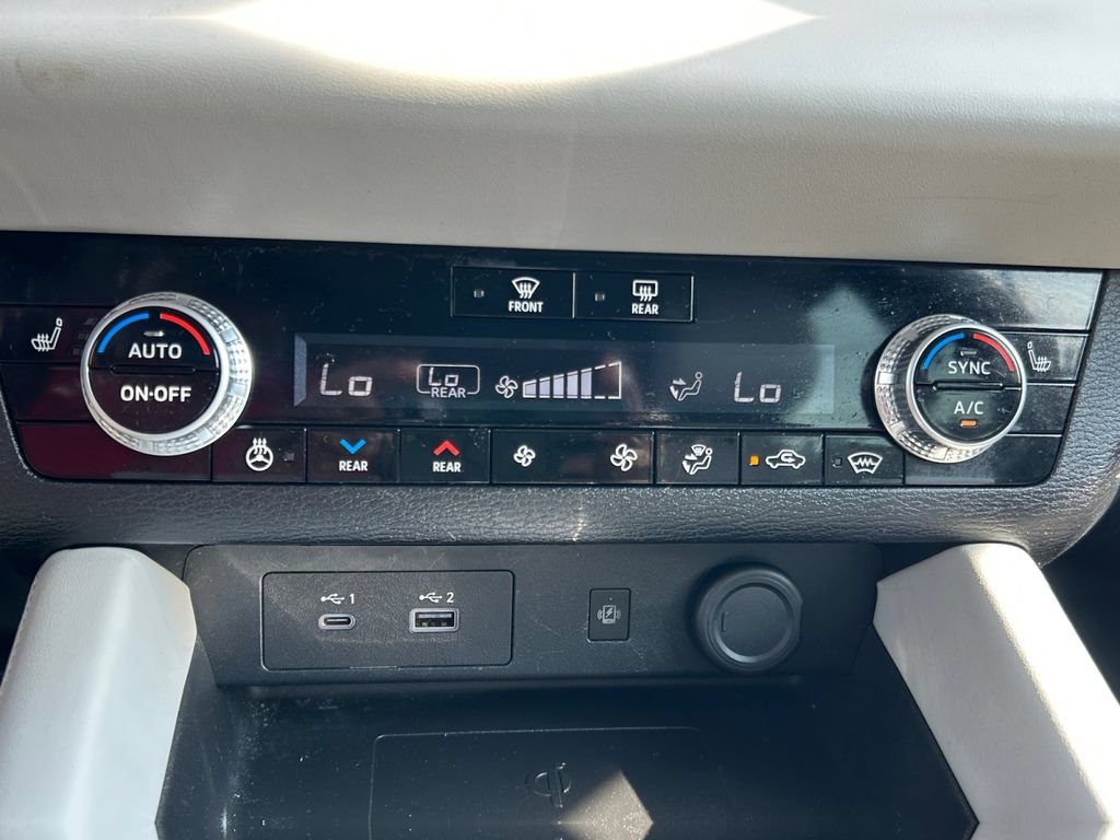 Used 2023 Mitsubishi Outlander SE AWD/4WD image 27