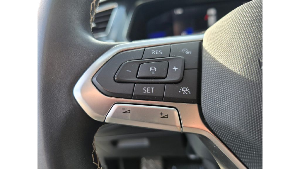 Used 2023 Volkswagen Tiguan S w/ Driver Assistance Package FWD image 26