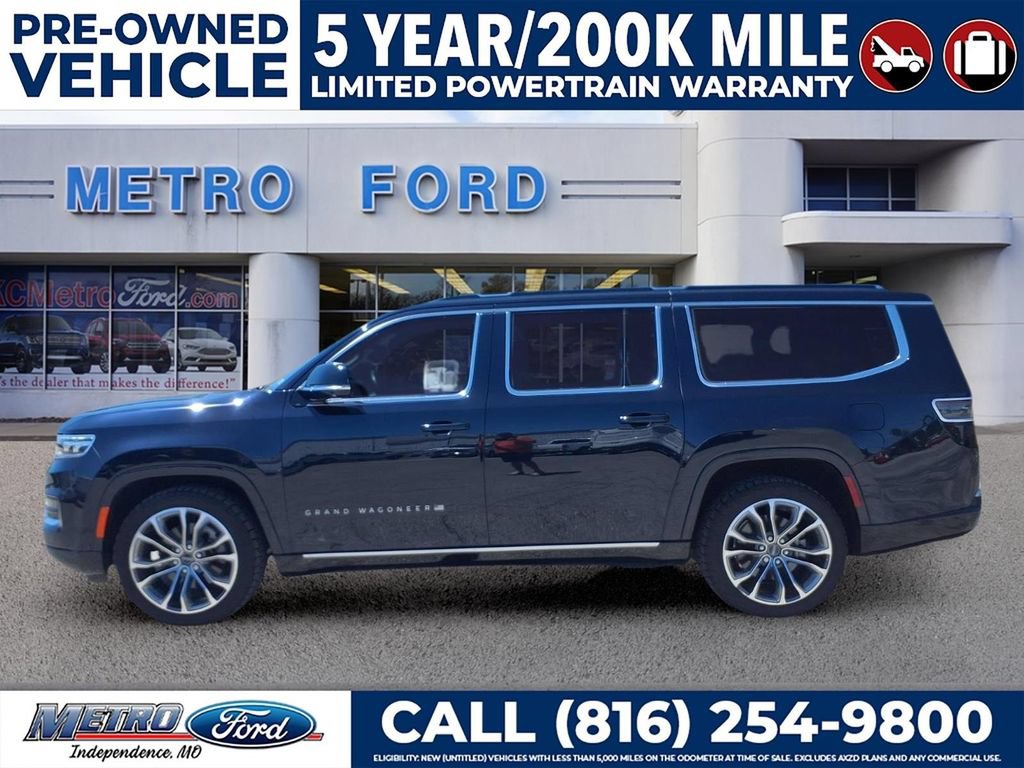 Used 2023 Jeep Grand Wagoneer L Series III w/ Rear Seat Video Group 1 AWD/4WD image 7