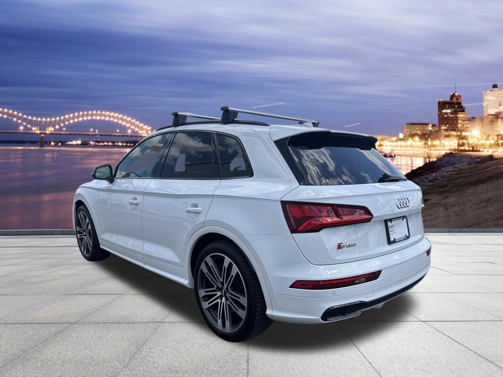 Used 2019 Audi SQ5 Premium Plus w/ Premium Plus Package AWD/4WD image 3