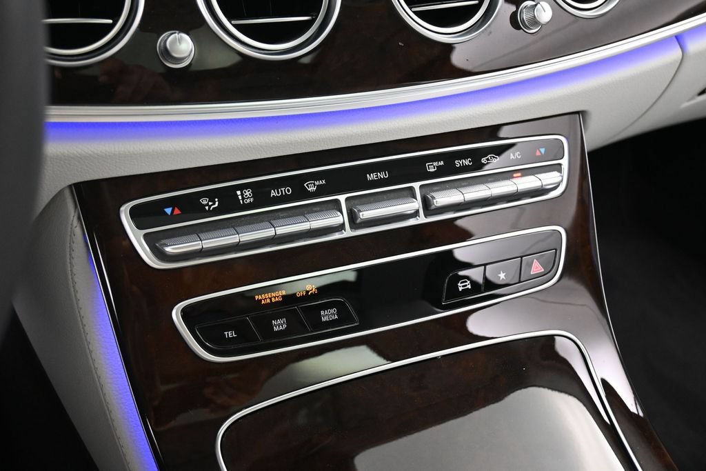 Used 2023 Mercedes-Benz E 350 4MATIC Sedan image 22
