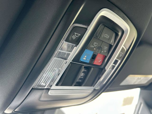 New 2027 RAM 1500 4x4 Crew Cab image 33
