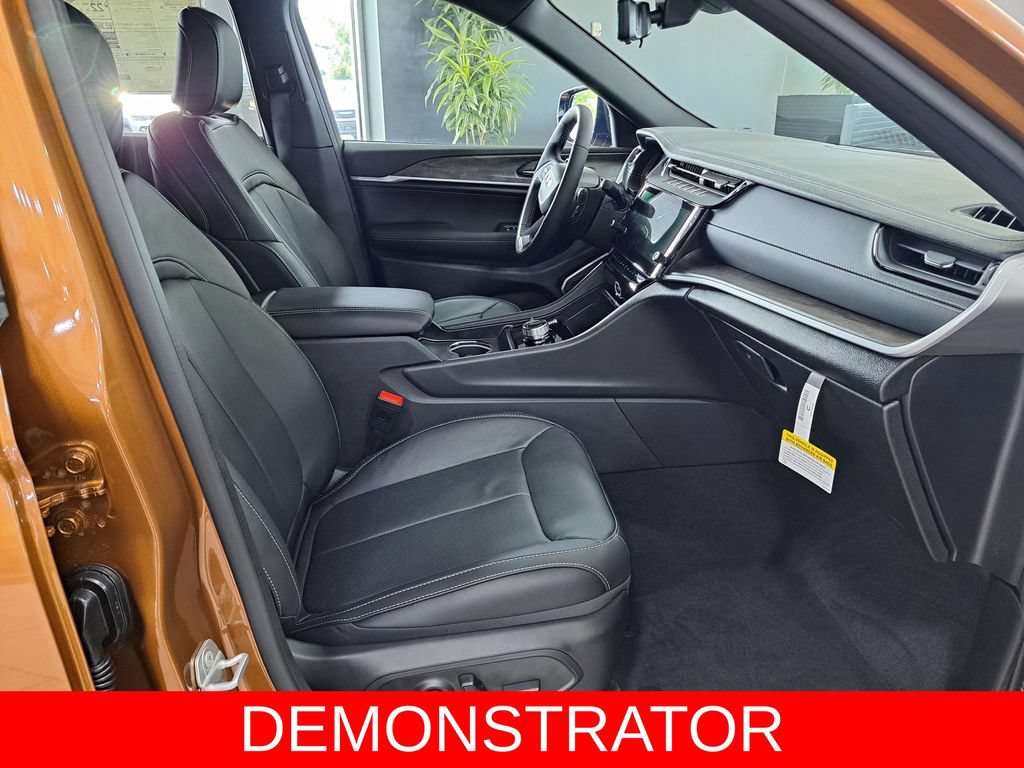 New 2026 Jeep Grand Cherokee Limited AWD/4WD image 26