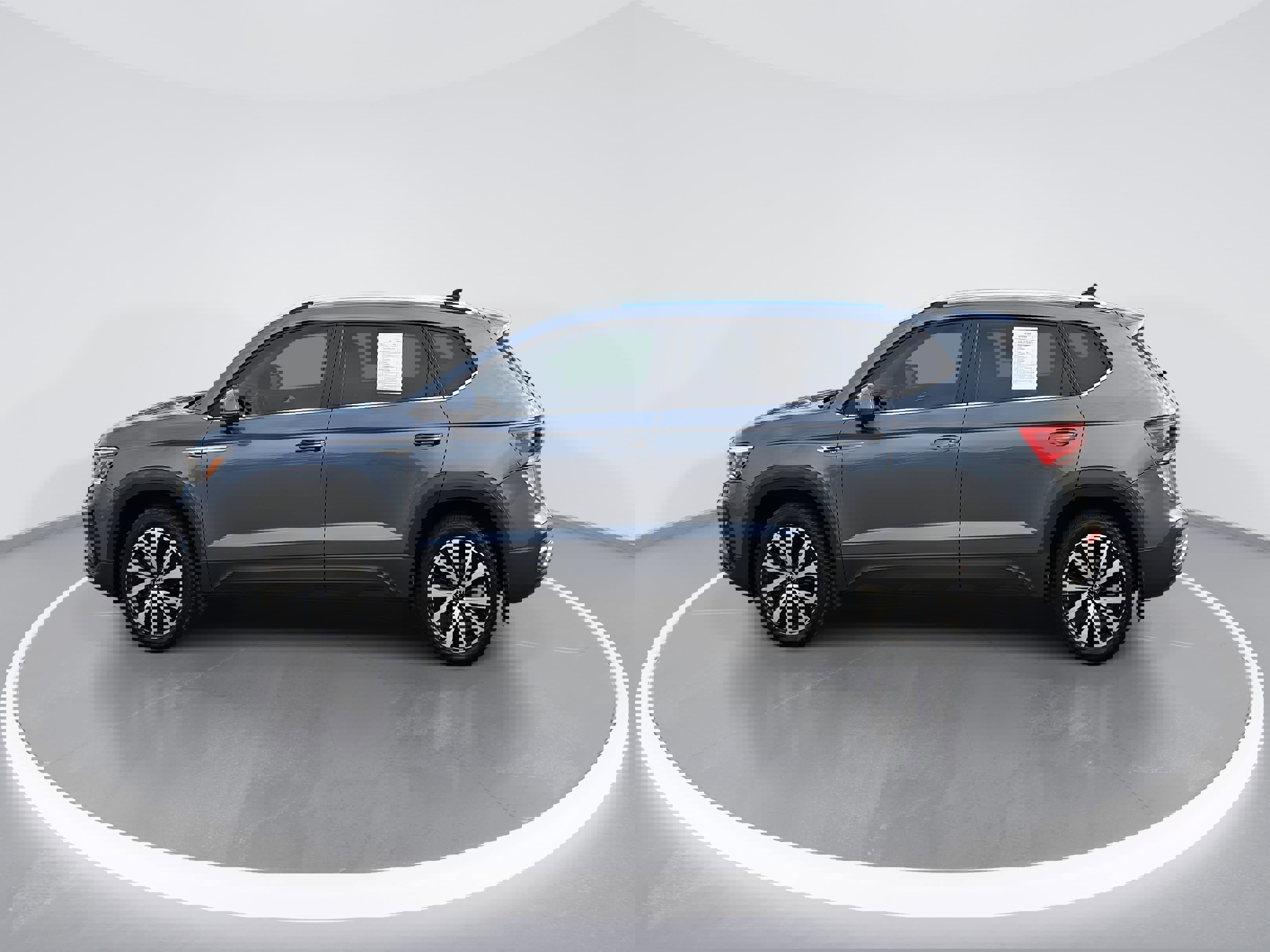 Certified 2023 Volkswagen Taos SE image 6