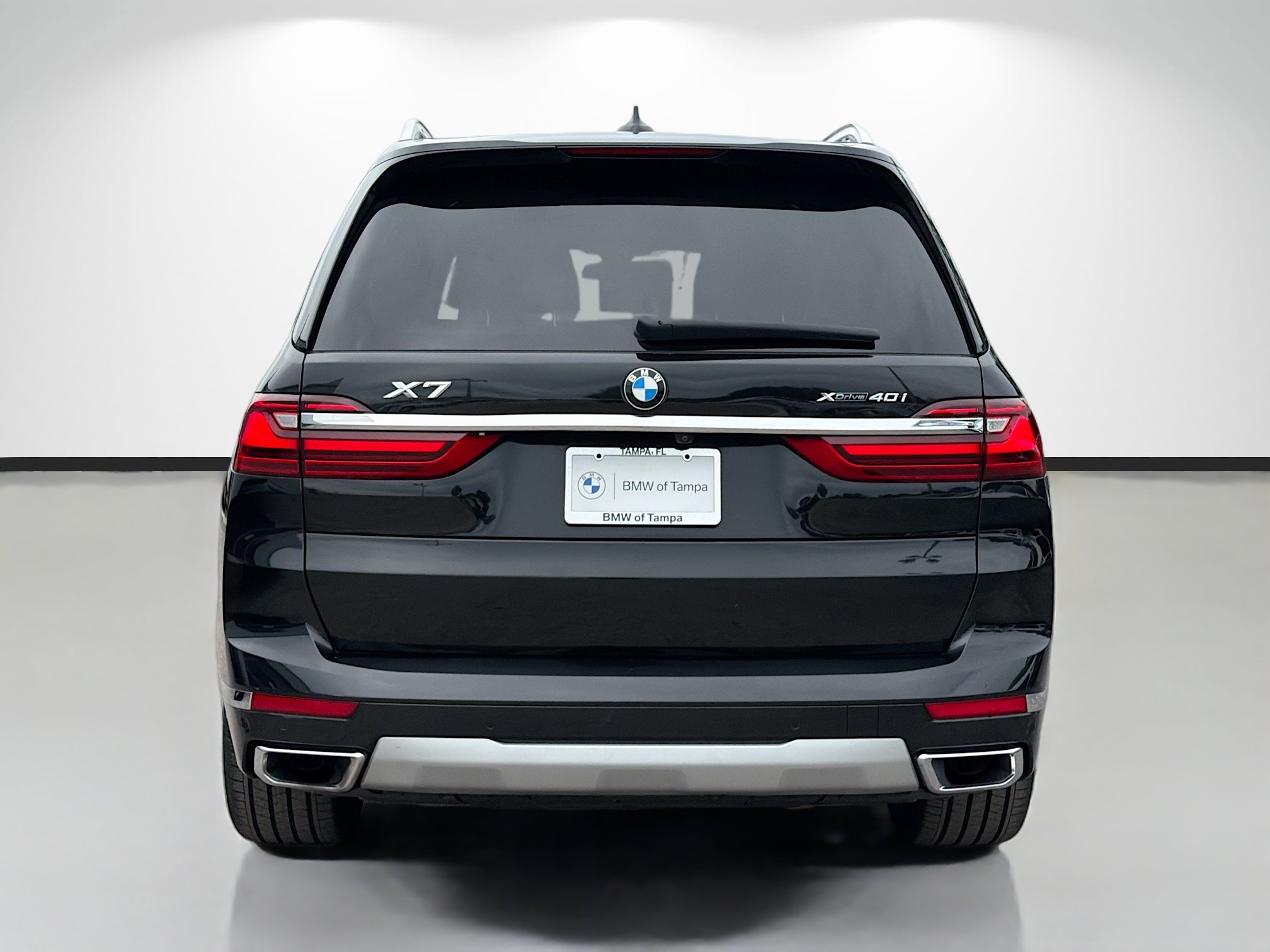 Used 2022 BMW X7 xDrive40i w/ Premium Package AWD/4WD image 4