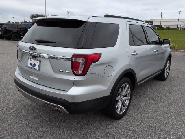 Used 2016 Ford Explorer Limited FWD image 4