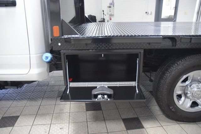 Used 2024 RAM 3500 SLT w/ Quick Order Package 2YG SLT AWD/4WD image 39