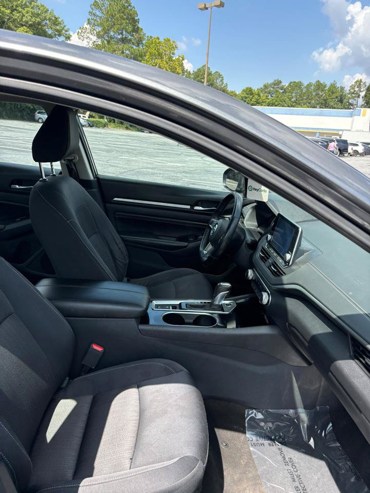 Used 2022 Nissan Altima 2.5 SV w/ SV Premium Package FWD image 17