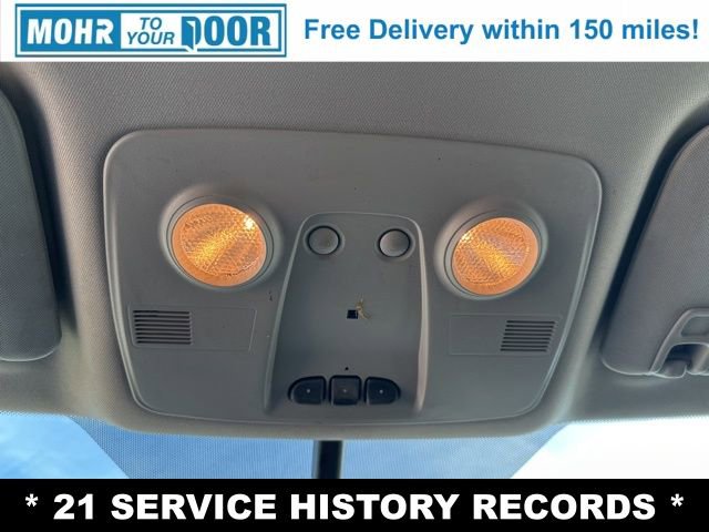 Used 2016 Chevrolet Traverse LT w/ Style and Technology Package image 22