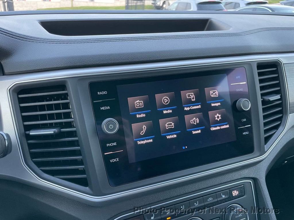 Used 2019 Volkswagen Atlas SE w/ Panoramic Sunroof Package image 21