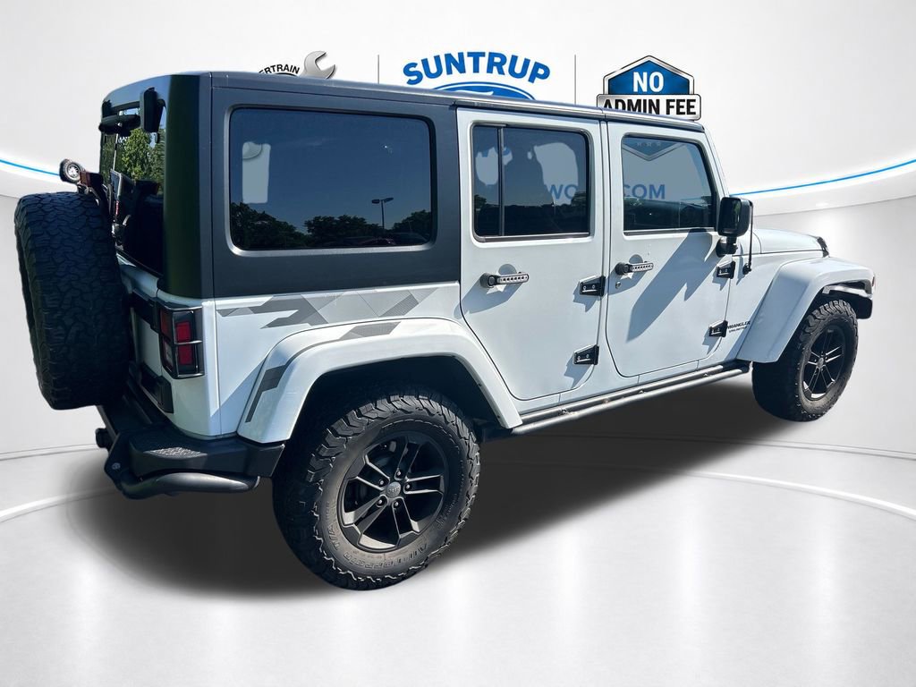 Used 2017 Jeep Wrangler Unlimited Sahara AWD/4WD image 6
