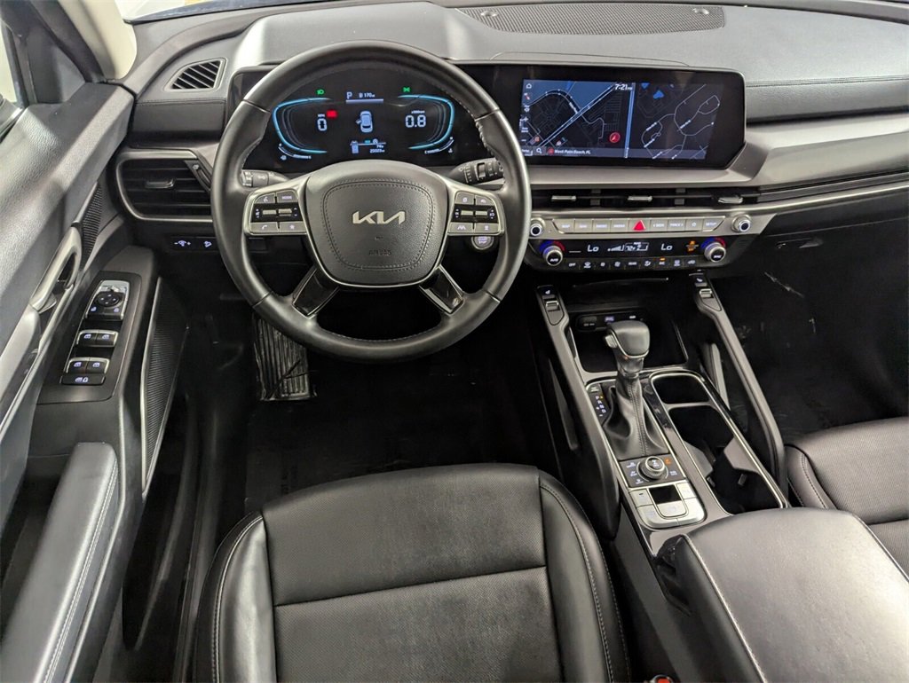 Used 2024 Kia Telluride S w/ S Sunroof Package image 14