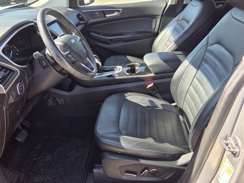 Used 2016 Ford Edge SEL w/ Equipment Group 201A AWD/4WD image 10