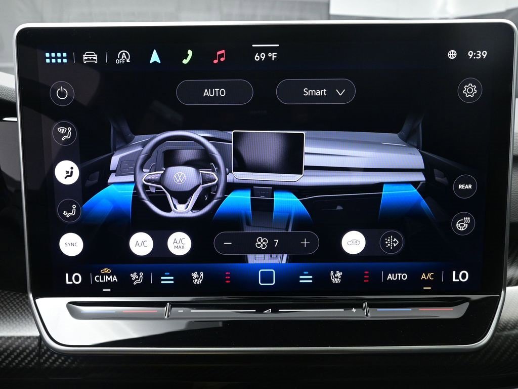 New 2025 Volkswagen Golf R Black Edition image 11