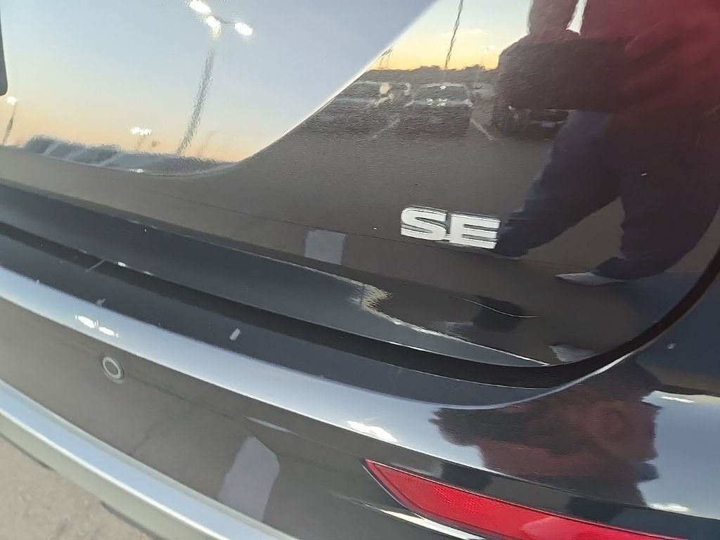 Used 2024 Mitsubishi Outlander SE image 9