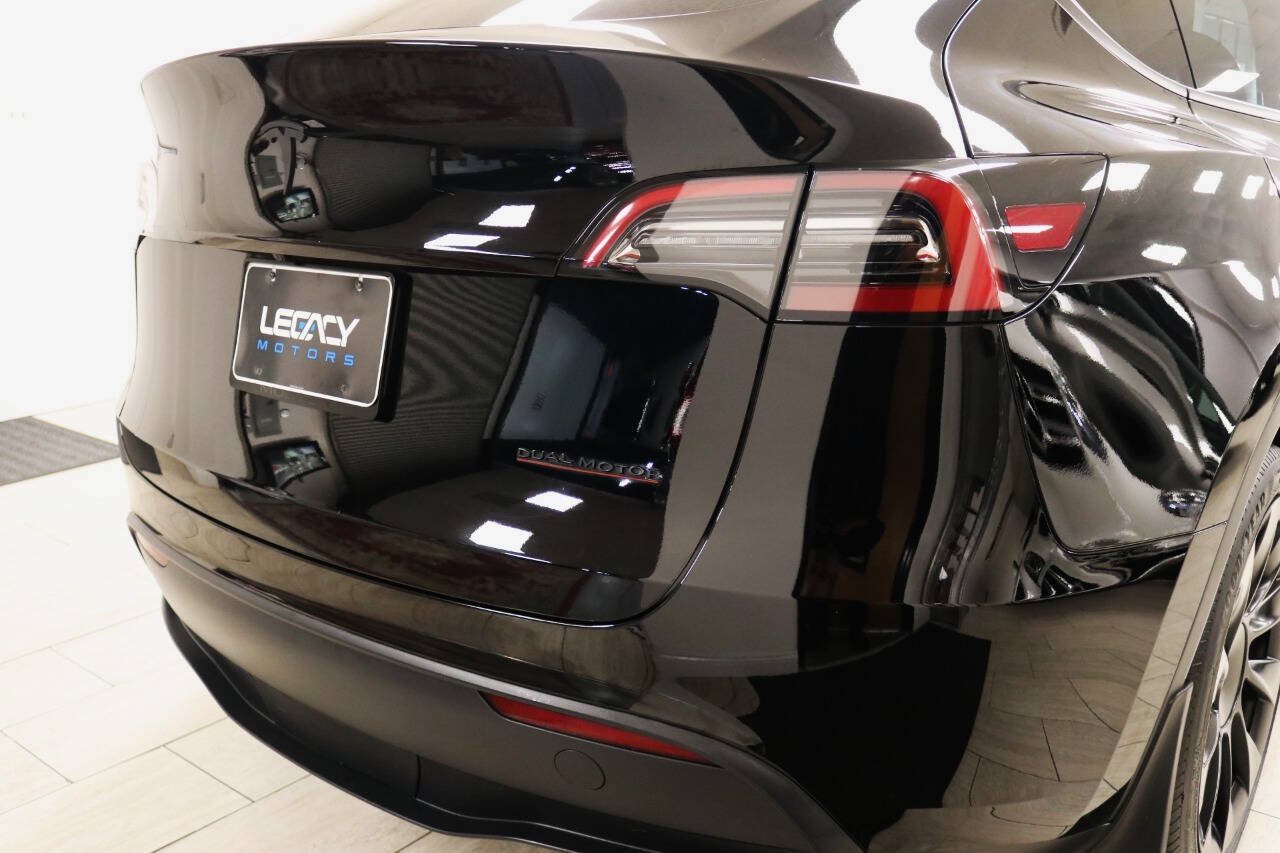 Used 2023 Tesla Model Y Long Range AWD/4WD image 98