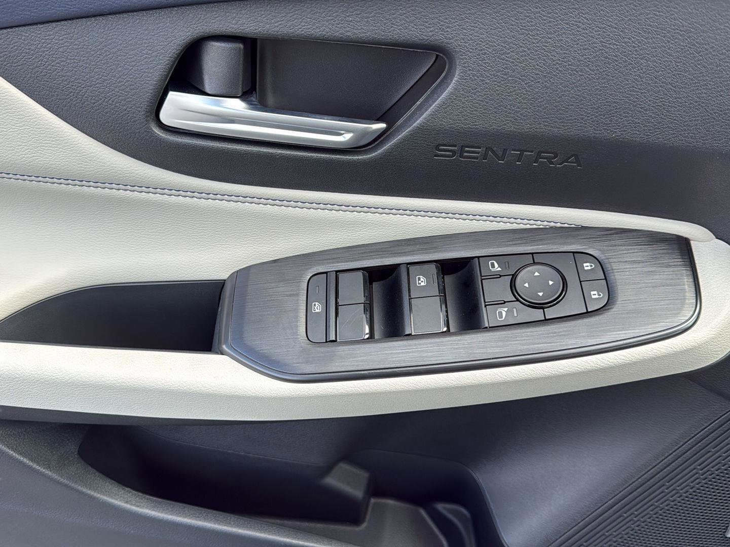 New 2026 Nissan Sentra SL w/ Floor Mat Package FWD image 16