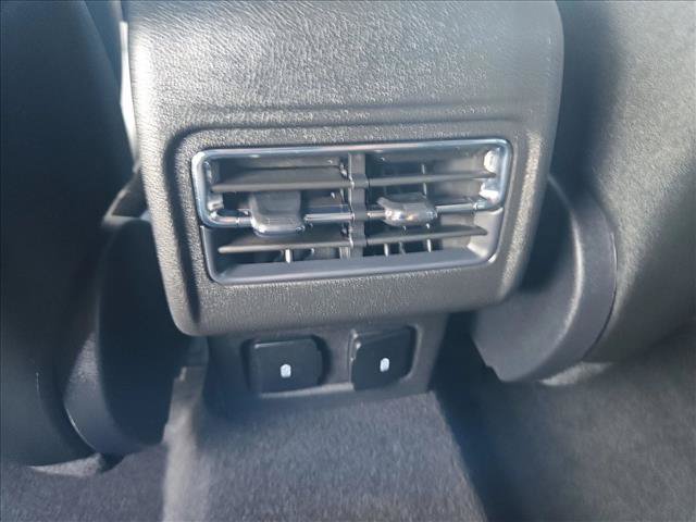 Used 2025 Lincoln Corsair FWD w/ Equipment Group 101A image 18