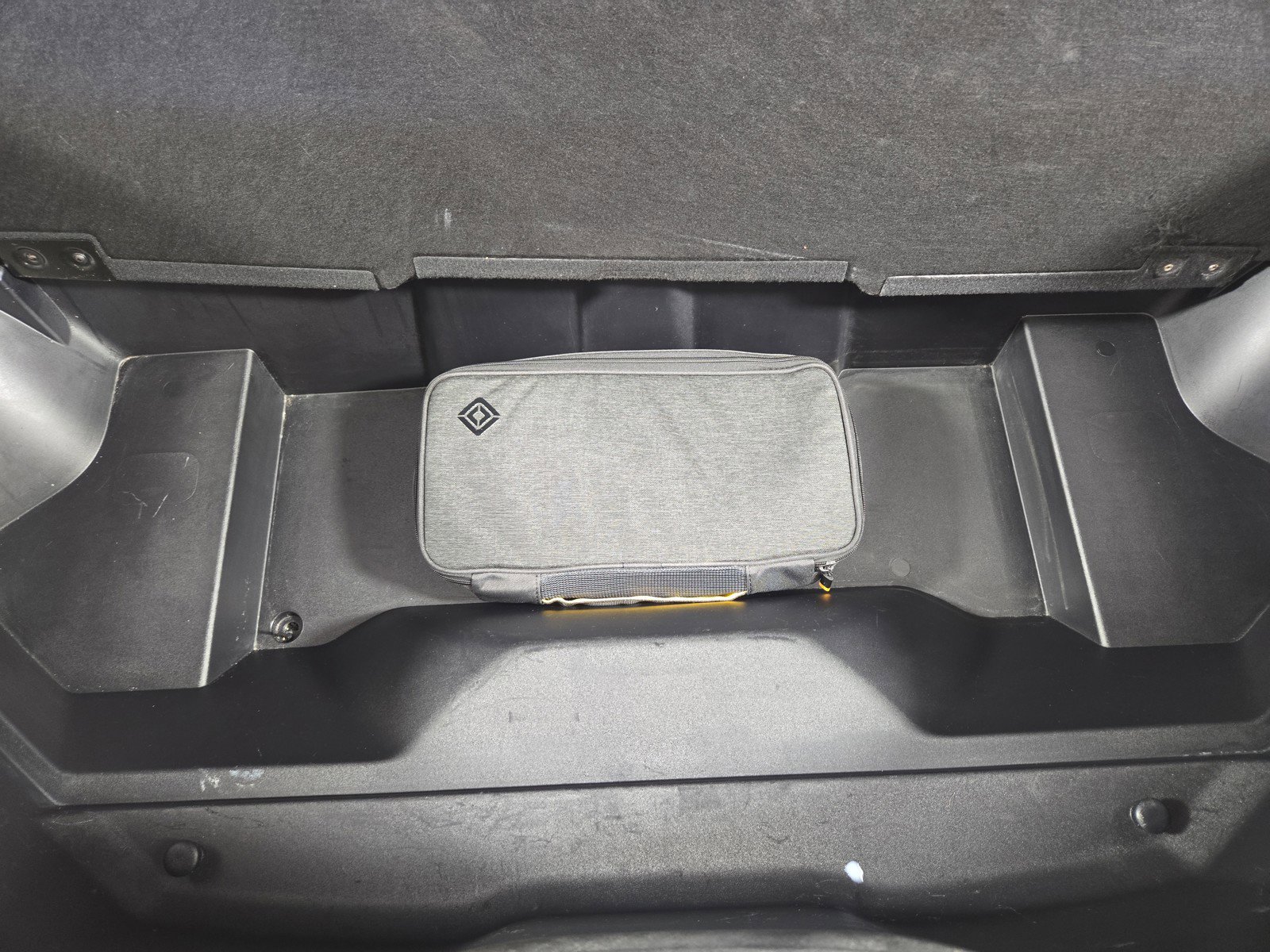 Used 2022 Rivian R1T Launch Edition image 14