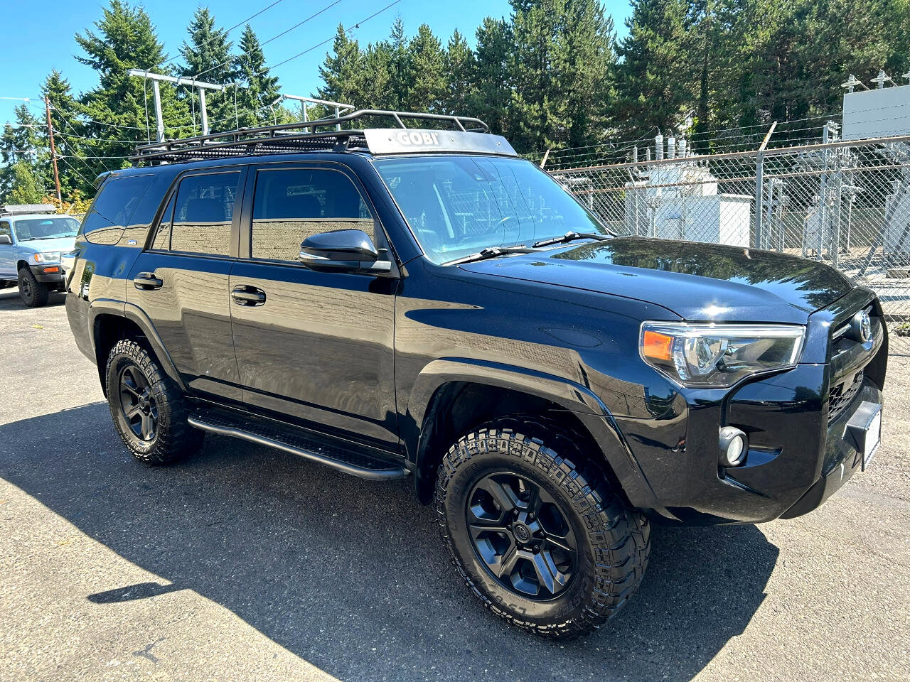 Used 2020 Toyota 4Runner SR5 Premium image 3