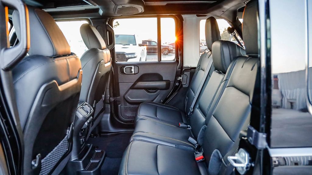 New 2025 Jeep Wrangler Sahara image 20