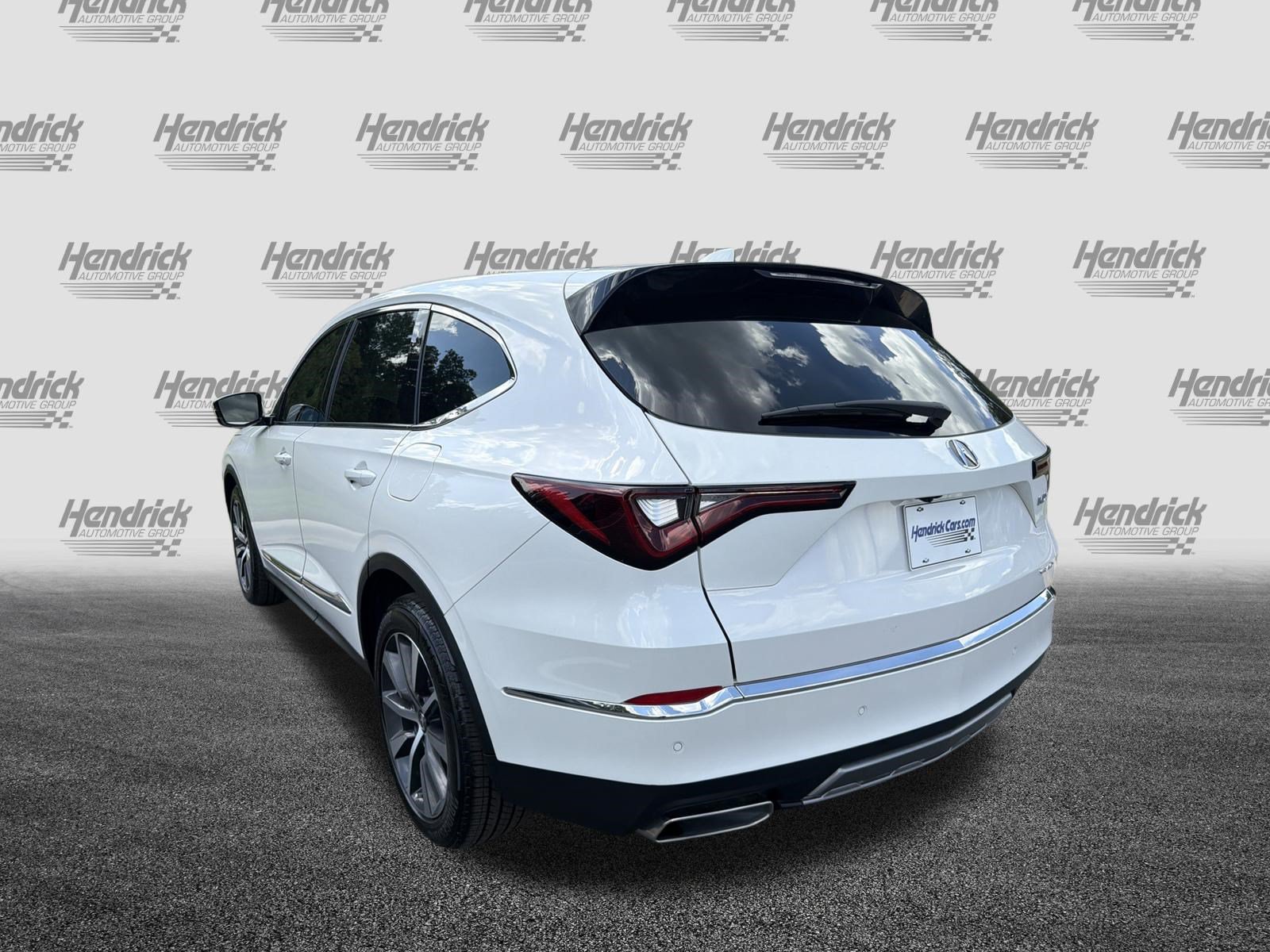 Certified 2026 Acura MDX w/ Technology Package AWD/4WD image 8