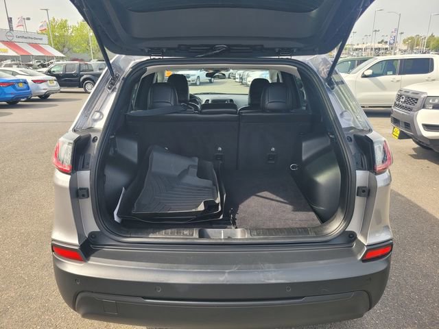 Used 2020 Jeep Cherokee Latitude Plus image 11