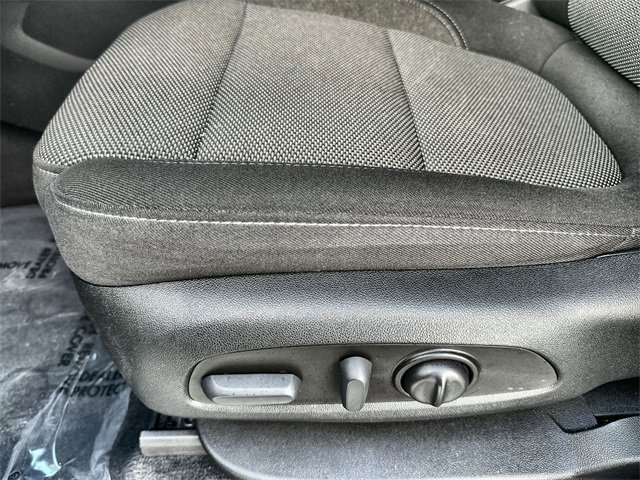 Used 2023 Chevrolet Traverse LT image 14