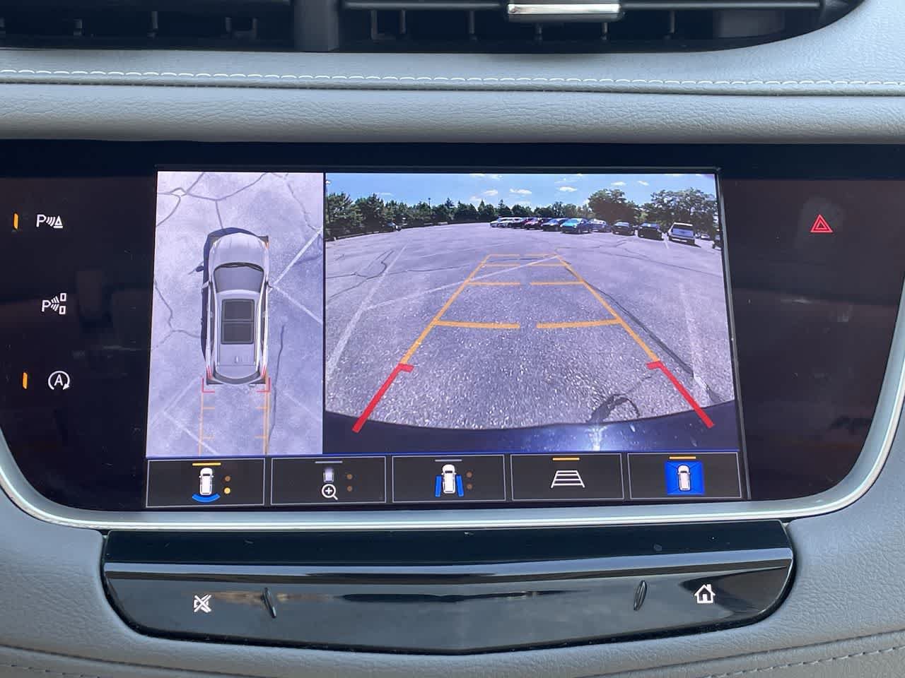 Certified 2024 Cadillac XT5 Premium Luxury w/ Technology Package AWD/4WD image 28